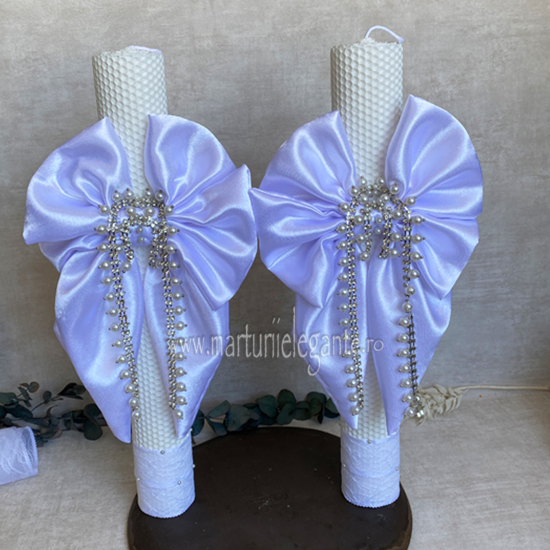 Set lumanari nunta cu sirag de perle deosebite Set lumanari nunta cu sirag de perle deosebite