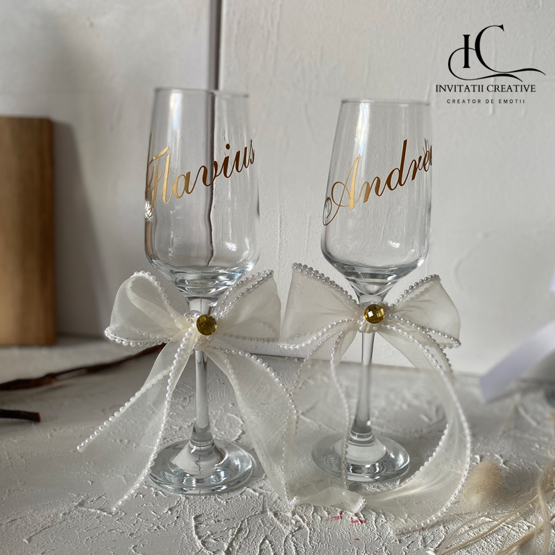 Set pahare miri personalizate si decorate cu panglica cu perle